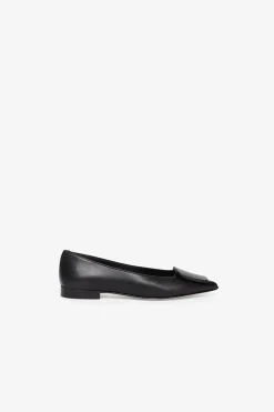 Ballerines pointues en cuir