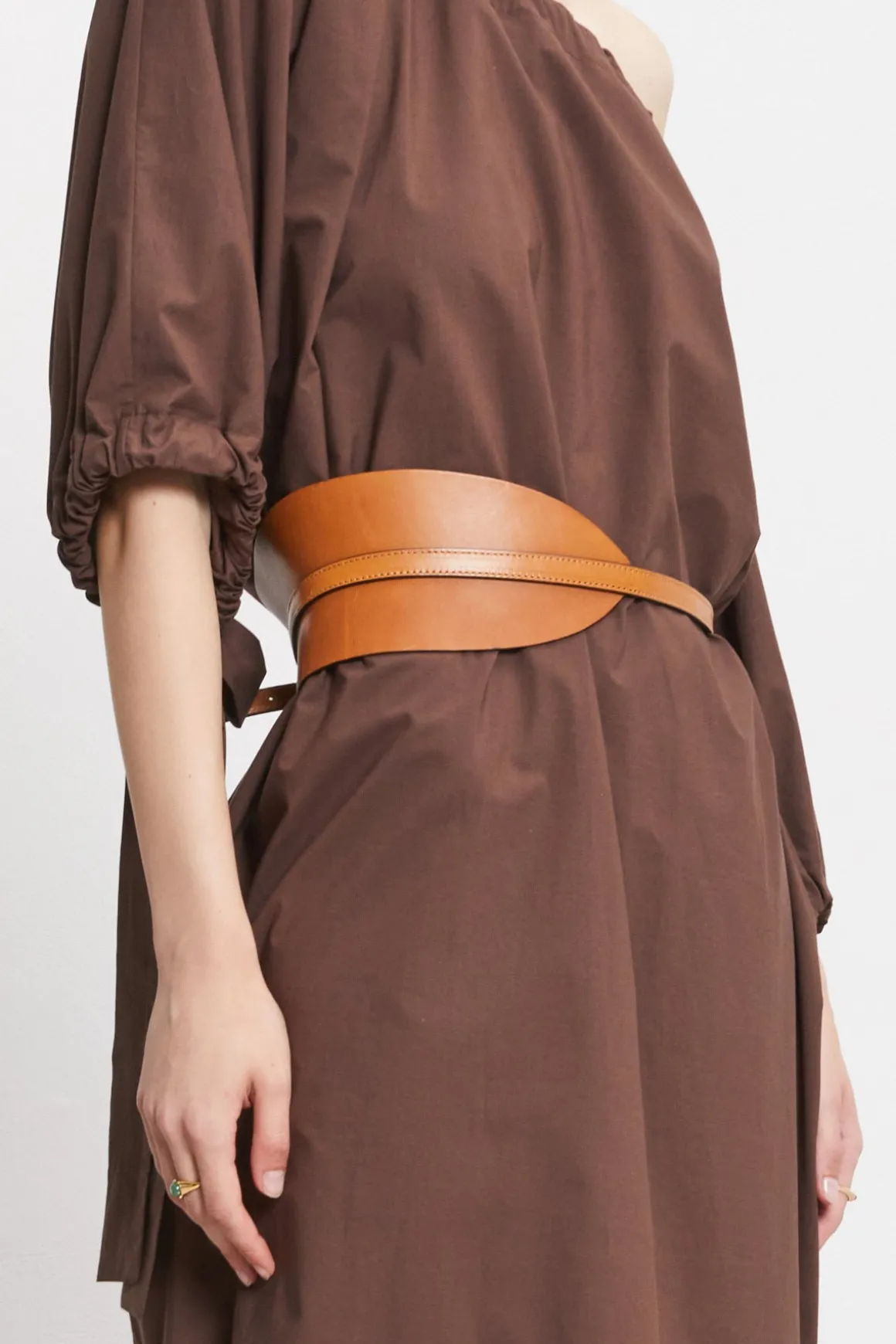 Ceinture asymétrique en cuir