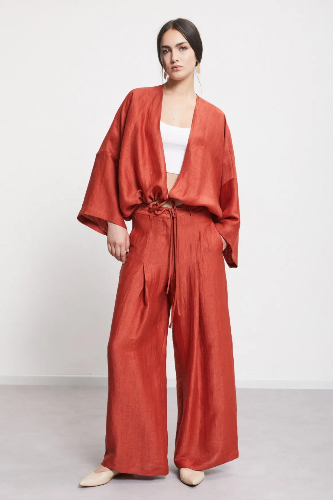 Pantalon large en lin effet satin