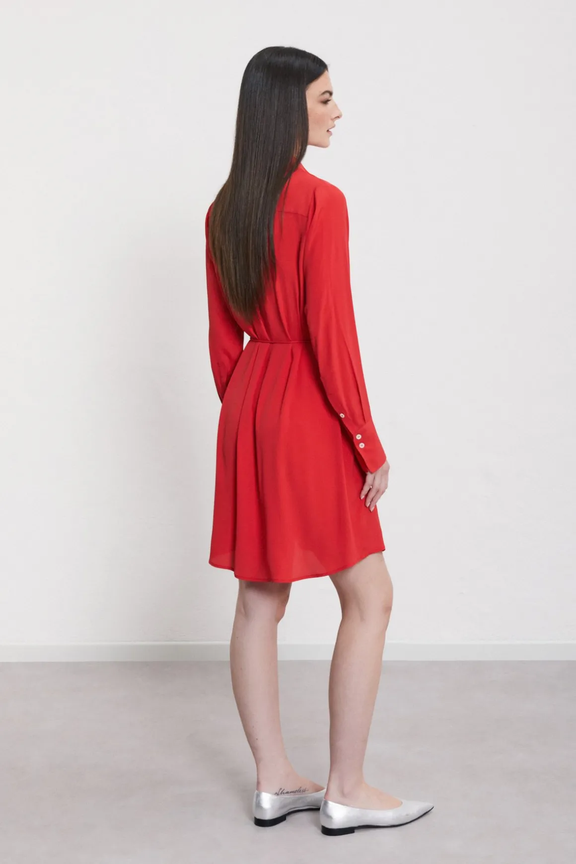 Robe chemisier courte en soie mélangée