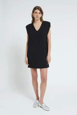 Robe courte en couleur unie