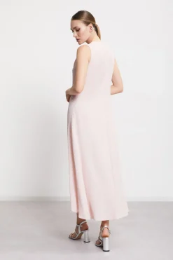 Robe midi avec encolure superposée