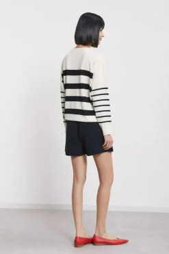 Short couleur unie
