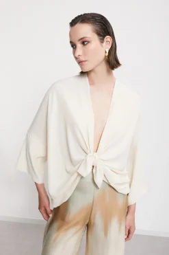 Veste kimono en soie mélangée
